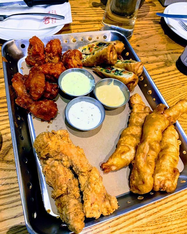nikxom's tweet photo. #chillis #delhi #yummy https://t.co/VcgYnpYRIa https://t.co/HA4dZLw5lW