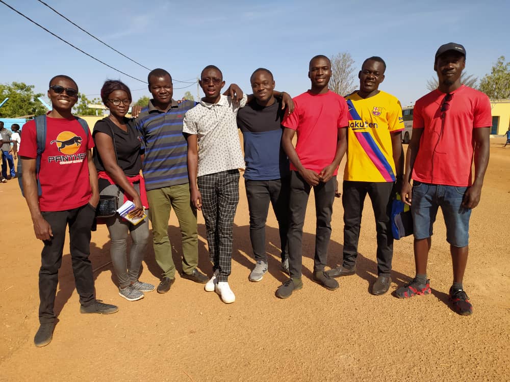AmicaleBf's tweet photo. #GRAND_WAP_2020

Retour en images sur une édition 2020 du Grand Wap qui a tenu toutes ses promesses🤩🍁.

À très bientôt pour de nouvelles activités ! 💪

#AETFOREVER #TEAMAET #GREAT #GrandWap20⚽ https://t.co/KigGVcYR7v