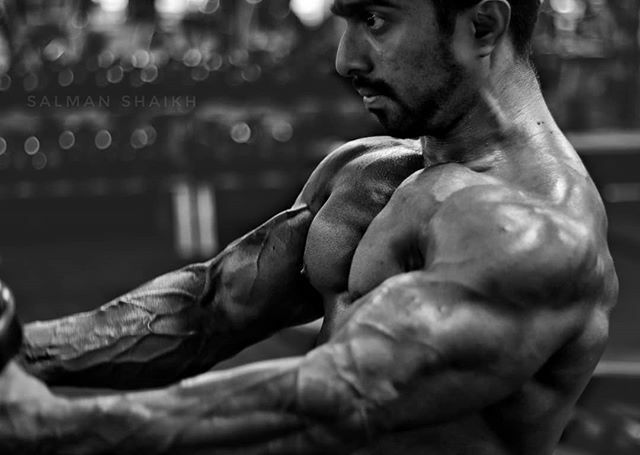 anu_28384's tweet photo. Whenever You Want To Achieve Something, Keep Your Eyes Open, Concentrate &amp; Make Sure You Know Exactly What It Is You Want...
.
.
#tuesdaymotivation #focus #celebritytrainer #gainswithbrains #transformationspecialist #contestprep #instafit #motivation #de… https://t.co/sXOEdW6PRt https://t.co/X4rdIs4JjM