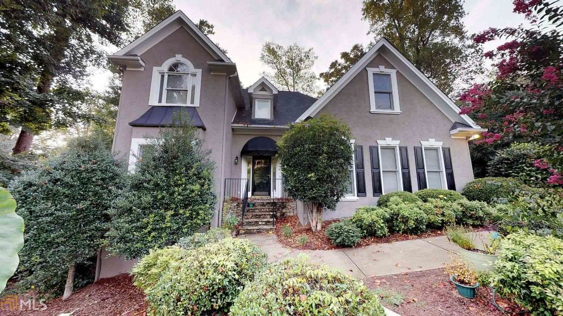 New Listing! $2,600.00, 5BR, 5BA, 1041 Avery Creek Dr, WOODSTOCK, GA 30188, Full Details themartinggroup.com/Listing/263240…