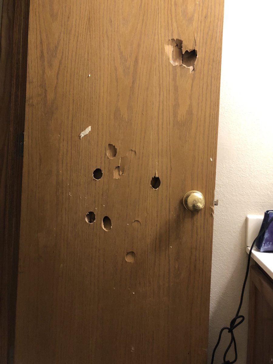 cfisher2801's tweet photo. Had a great day/night only to come home to a messy house (I gave everyone a to-do list), and holes in the door. #givemeadamnbreak #cantijusthaveonenight #youhadallday https://t.co/RJQH1P1ofT
