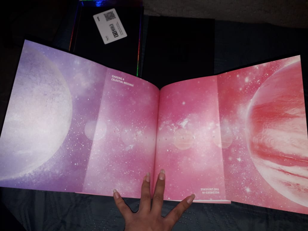 Isabel73855612's tweet photo. @roblero92 aquí están las fotos del álbum @BTS_twt World 

[ El álbum es de @barbarastgoo ]💕

( Las demás en comentarios) jeje 💕💕💕💕 https://t.co/Cmj85w8aKP