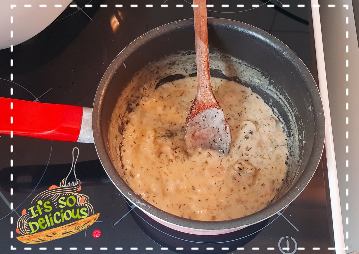 sakuranunuusu's tweet photo. @ChefOvens Thank you for sharing your wonderful Creamy Garlic Mushroom Sauce recipe!
I made a small portion yesterday, just for myself. They don't have Swiss Brown mushrooms at my local supermarket, so used Portobello mushrooms instead, and OMG, it WAS SO effing GOOD 😭💕👌 https://t.co/ZhCODHqla0