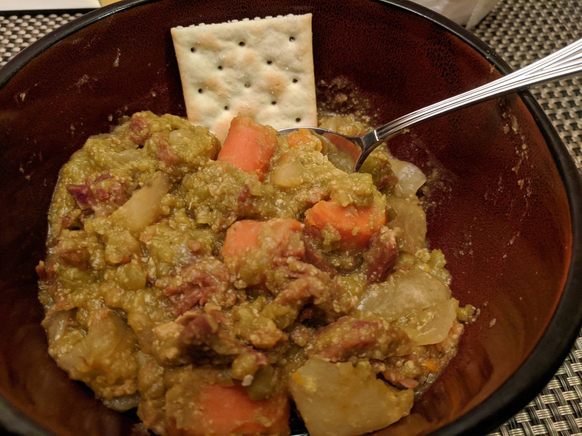 JeeperJoe01's tweet image. Made thick #splitpea #soup with #ham yesterday. Boiled down a ham bone to make #broth the day before. Tastes better today. 👌🏼

#yum #homemade #homecooked #Dinner