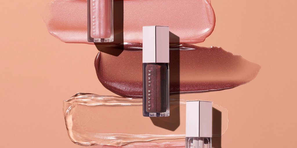 Get your lips ready because <a href="/fentybeauty/">Fenty Beauty</a> has dropped THREE shades of #GLOSSBOMB ​
Sweetmouth 👄​
Hotchocolit 👄​
Glasslipper 👄
ow.ly/Dj8a50yo2zN