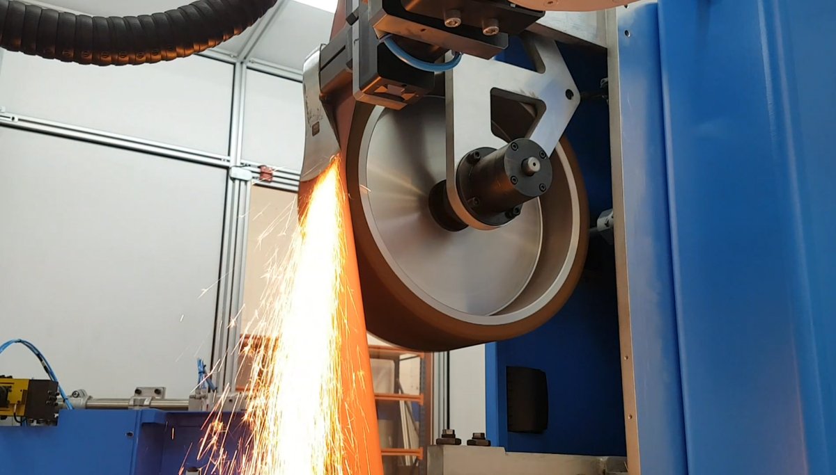 Ellesco1's tweet image. ⚙️ #AUTOPULIT ⚙️
Abrasive Belt or Wheel, Brushing and Polishing #Machines for quick, consistent, repeatable and quantifiable results. 

See them on #ELLESCO’s stand 6-370 at @MACHexhibition 2020

See them in operation ➡️ youtu.be/NdUuuR9K44s