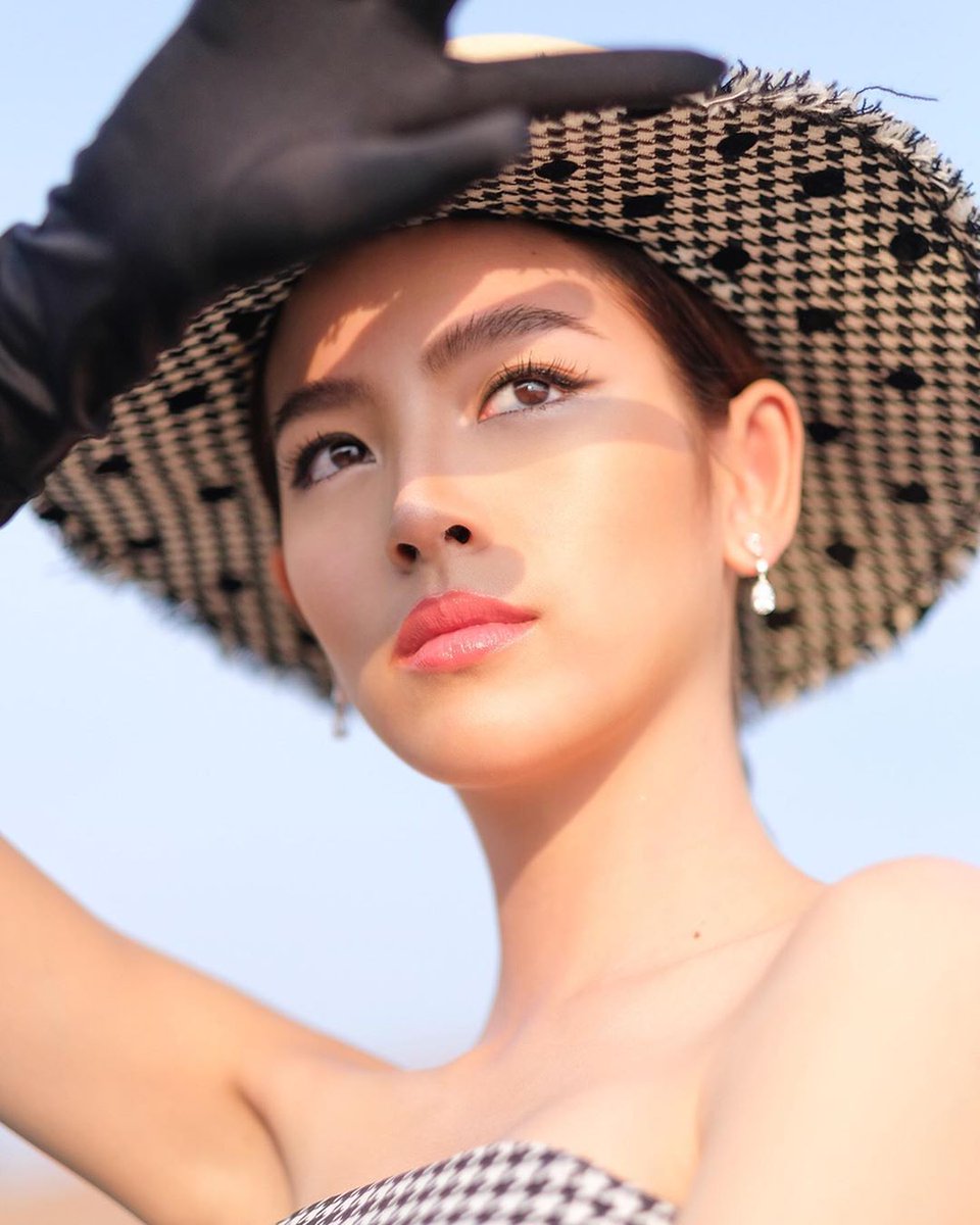 Keep your face to the sun 🦊