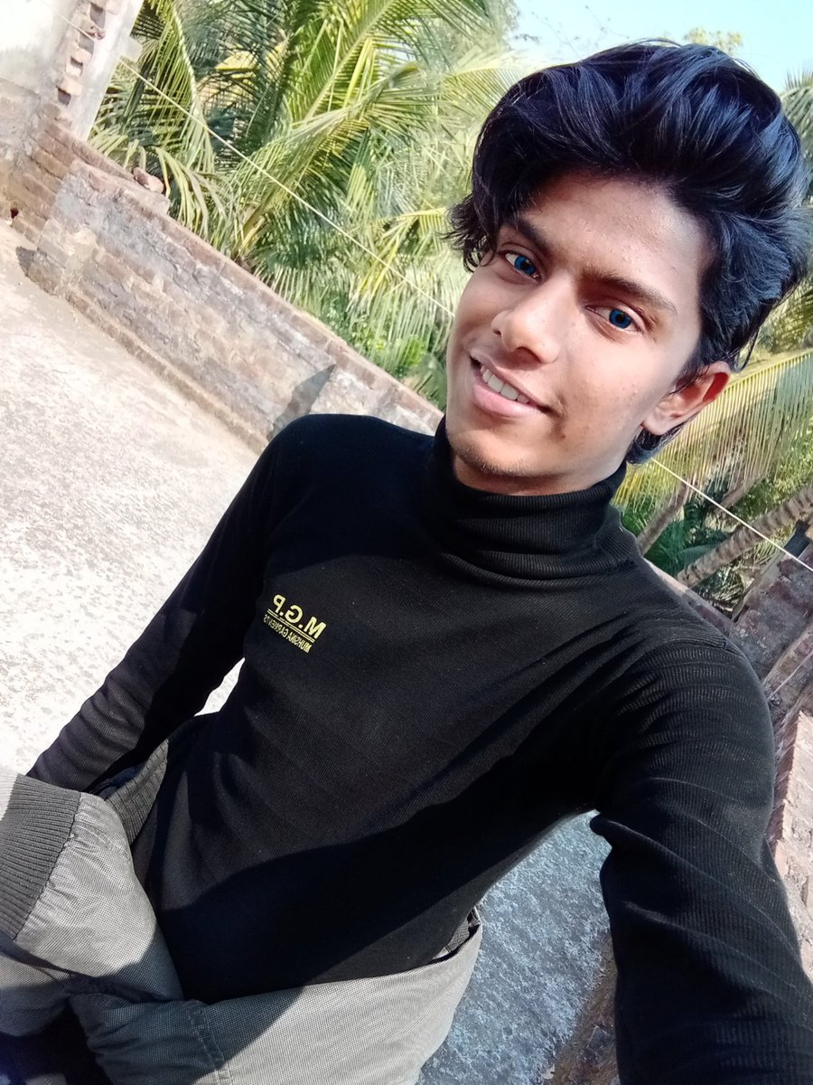 Sajjat_khan_'s tweet photo. #Smile #cute #cuteness #cutenessoverloaded #BlueEyes
#blue #eyes #mostviral #viral #femous #popular #google #googlepicture #googlepic #mostviral #googleviral #searchmeongoogle #googlephoto #googleimage #googleimages https://t.co/Mjv1Gl4Ig6