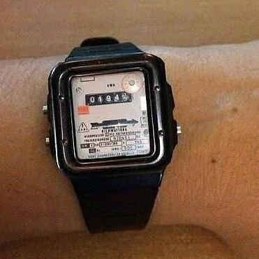 Quick update: due to a mid-life crisis, I'm no longer working as a landscaper. Try and guess what I'm retraining as... ift.tt/38DhwCq