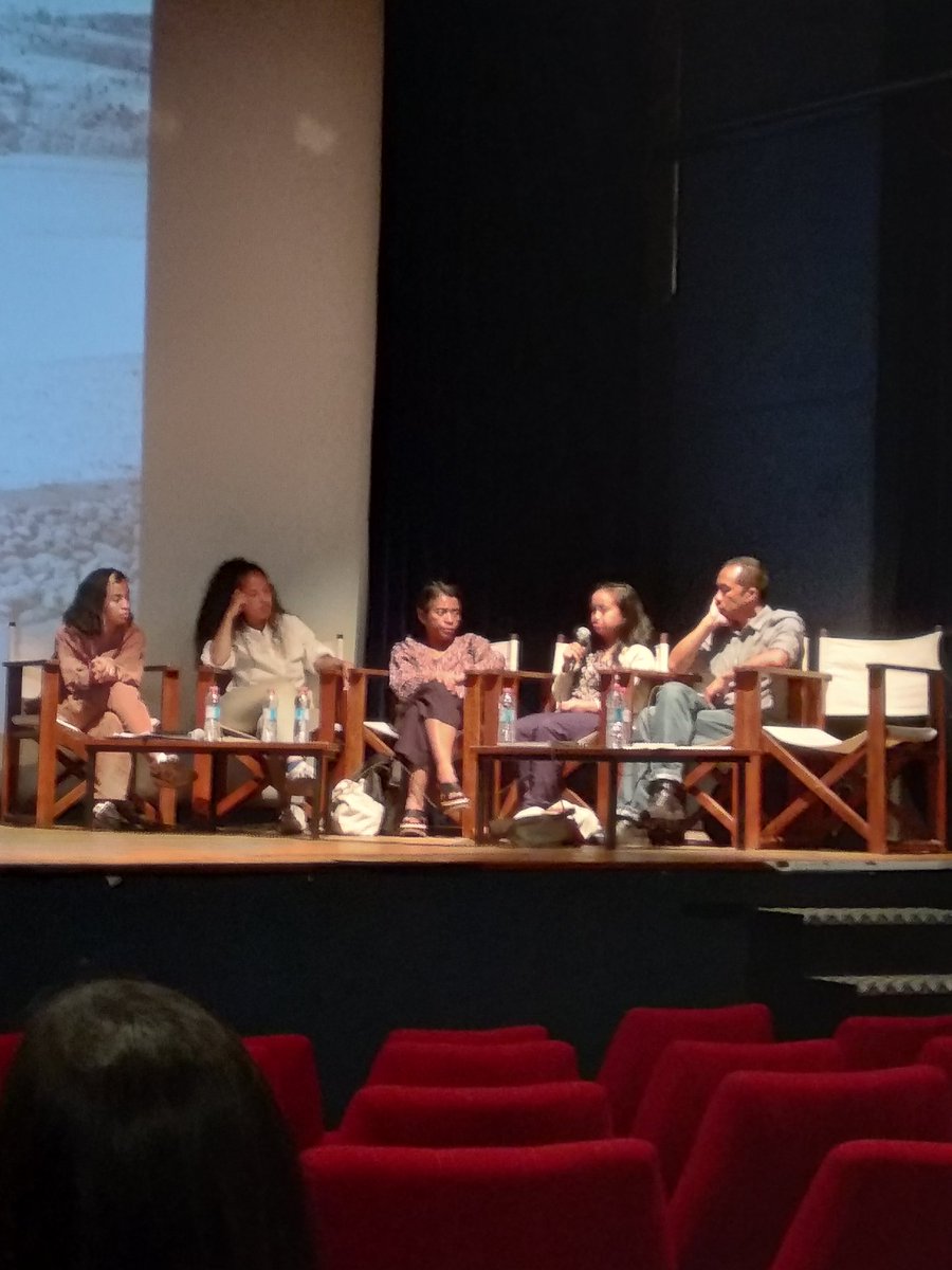fondation_h's tweet photo. La Fondation H aux côtés des artistes ce matin à l'@IFmadagascar pour présenter le #prixparitana
 #MizaraFoa - photographes et cinéastes racontent leurs parcours d'artistes à Madagascar- 
Merci @rijasolo  @assocparitana #mitadynytsyhita @MalalaAndrialavidraz https://t.co/puHn2hMN6A