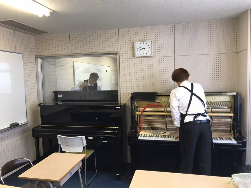 esp_pianotuning's tweet photo. 【#ESPピアノ】
2年生は現場実習でした！
学校とは違うピアノを調律できてとても良い経験になりました✨
なんと！ホール調律まで🎵
ご協力、ありがとうございました！
#ピアノ調律　#ESP学園 https://t.co/3OKYBEFdUz