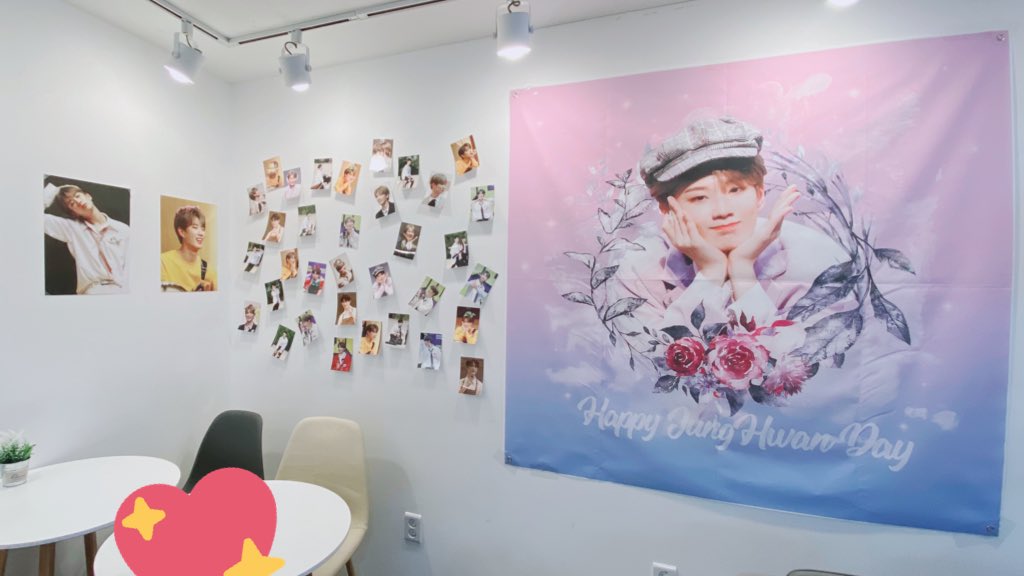 siihun_1's tweet photo. @MyHeartLeapsUp_ 님 카페ㅠㅠ
조녜존잘 정환이 사진 많이많이 봐서 너무 행복했습니다💜
이벤트 해주셔서 너무 감사해요💕

#나의_자부심_정환아_생일축하해
#HAPPY_JUNGHWAN_DAY https://t.co/St0tDz5oAf
