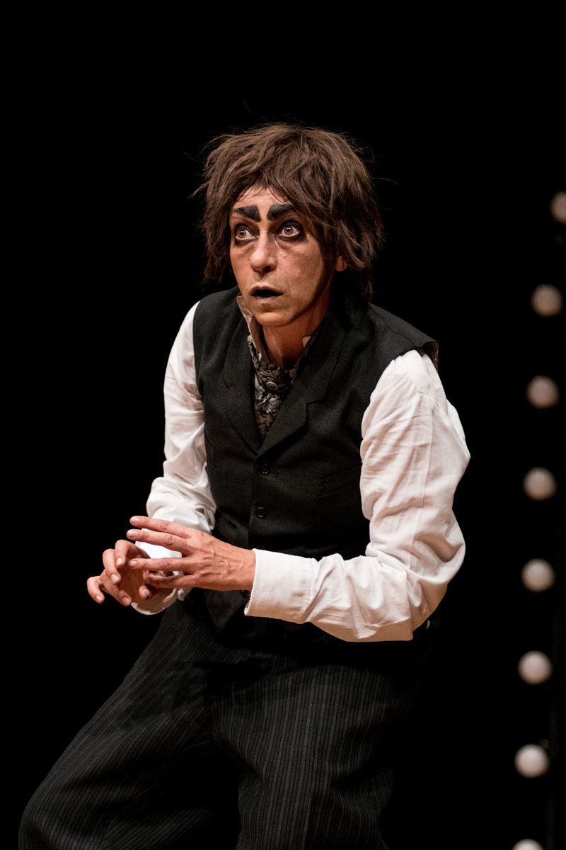 ertfvg's tweet photo. #GiulianaMusso Γ¨ LA SCIMMIA da un racconto di #FranzKafka | la tournΓ©e in #FVG parte da #Palmanova gio 20.02 e #Casarsa ven 21.02 π
tutte le date e info π https://t.co/CYd4usSG1T produzione: @corteospitale #teatro #fvglive #monologo #ERT50 #Mittelfest2019 https://t.co/HEtiBcK4A0