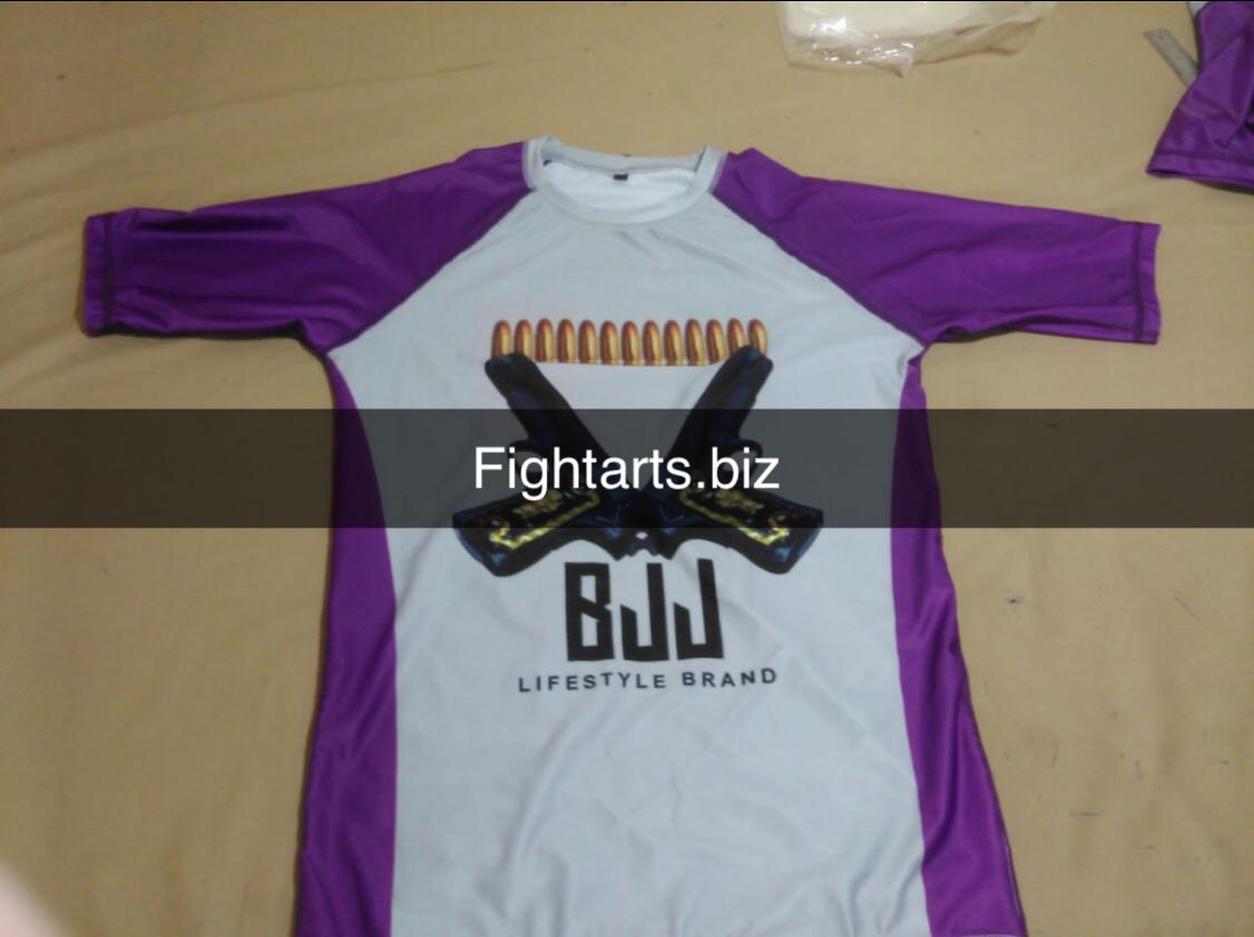 FightartsB's tweet photo. We are manufacture and suppliers all kind of BJJ gears specially BJJ Gi’s Rash Guards Tees MMA Boxing Sports Wear etc in reasonable price along with high quality products in all around the world https://t.co/h7xcXrStJb