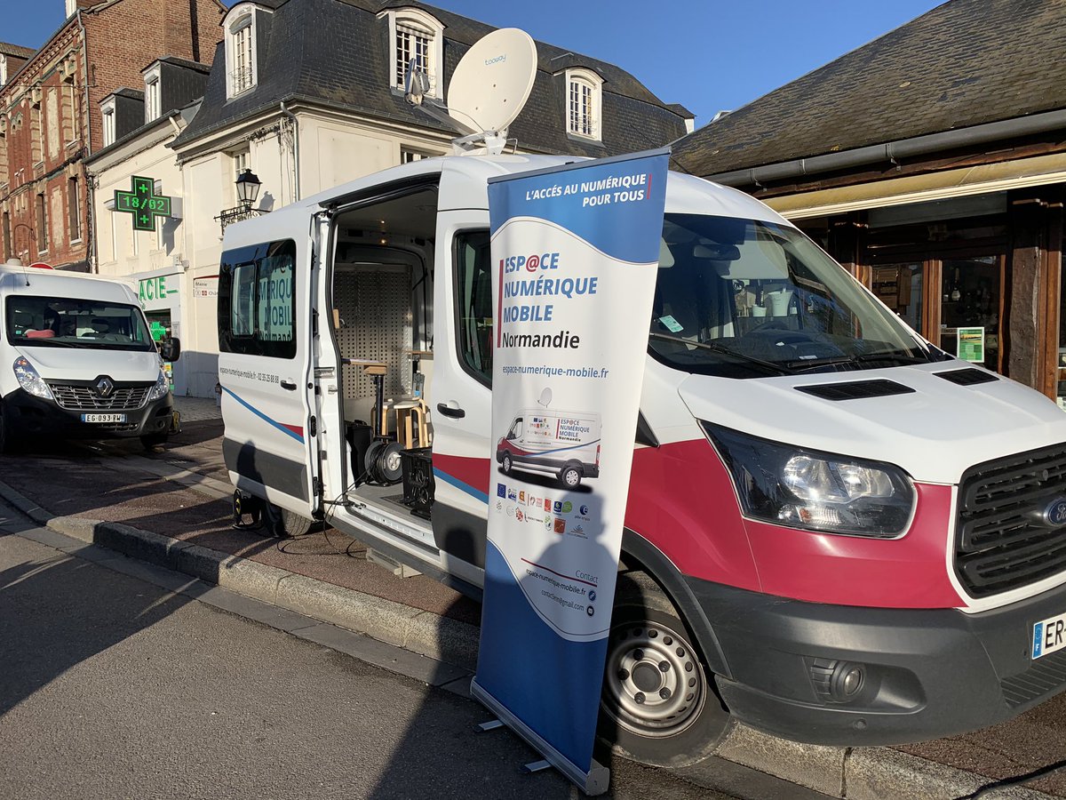 enm_normandie's tweet photo. Aujourd’hui @EnmNormandie est sur le Marché de Gaillon avec la Mairie de Gaillon ainsi que les Bibliothèques de L’Eure. https://t.co/KyexwH7jTM