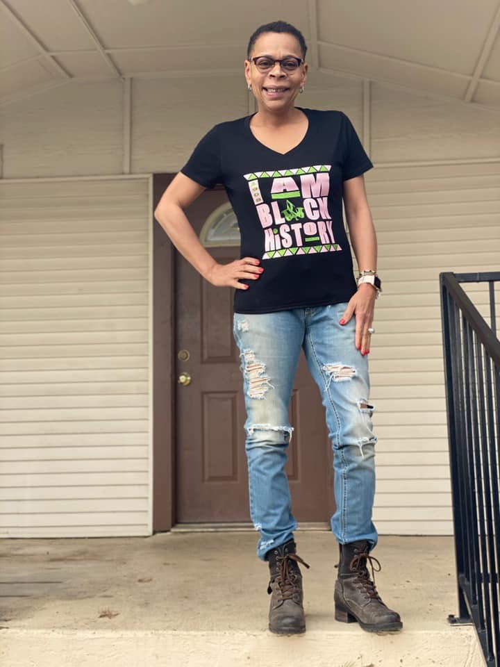 LesaPamplin's tweet photo. Still out on these streets stomping against Bernie. Donโt @me. #CHL #Tx #Aintplaying https://t.co/wGbx59N7Lo
