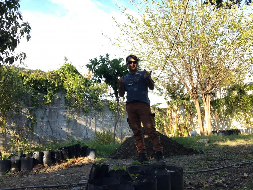 RSTR_oficial's tweet photo. Se llevó a cabo el 1er #trasplante del año en nuestro #vivero, contando con tan sólo la participación de 4 integrantes se trasplantaron 82 #árboles en 3 hrs.
¡Súmate a las actividades y sé un verdadero #reforestador(a)! #ConLosNinosNo existen barreras, crea #ConcienciaEcológica. https://t.co/NY5AySMCiM