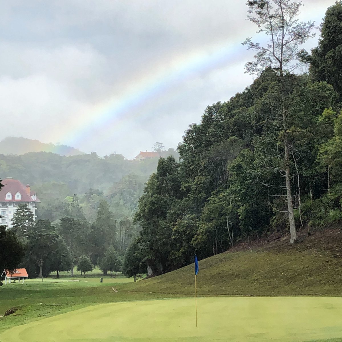 Another successful trek this morning by all Silver Participants. Just leaving Cameron Highlands and initial ETA at  GIS 3.45pm. Will update again on a couple of hours.