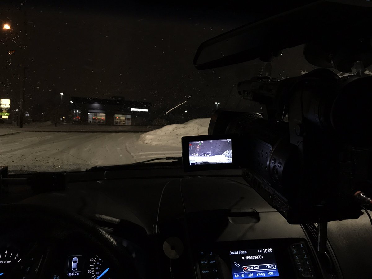 jaheeres's tweet photo. Monday night I drove around for an hour an a half for our newscast. Wonder how it’s done? Here is my camera setup. It gets the job done! #drivelive #heeres2020 #newsbehindthescenes
Don’t worry I was parked while taking this picture! @weathermankeith @wwmtnews @LiveU https://t.co/vphpbytJnK