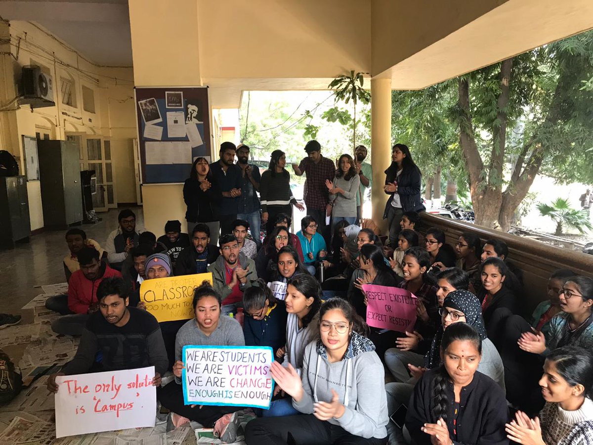 eflustudents's tweet photo. Day 8 of protesting for basic rights! Authorities failed to come up with a satisfactory response. 
@PMOIndia
@narendramodi @myogiadityanath @rsprasad @OfficeOfRSP @anandibenpatel @DrRPNishank @HRDMinistry @AmitShah @AmitShahOffice @rashtrapatibhvn @MVenkaiahNaidu https://t.co/VE9OT5rUr2