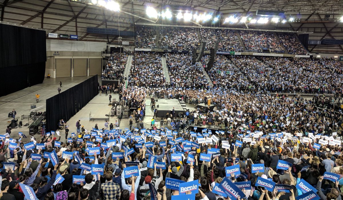winnP's tweet photo. @lover_squirrel @OFB2020 @BernieSanders None of them turned out great but here's Bernie when he finally went after Bloomberg by name and called out his shitty record as mayor. #NotMeUs #NeverBloomberg https://t.co/j3L7H9UsAD