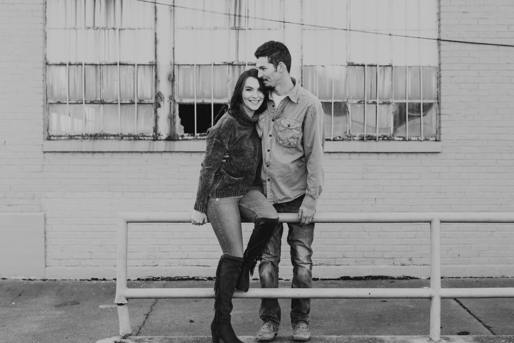 _kholder's tweet photo. love a good black &amp; white ♥️ https://t.co/uSIkEuXx3p