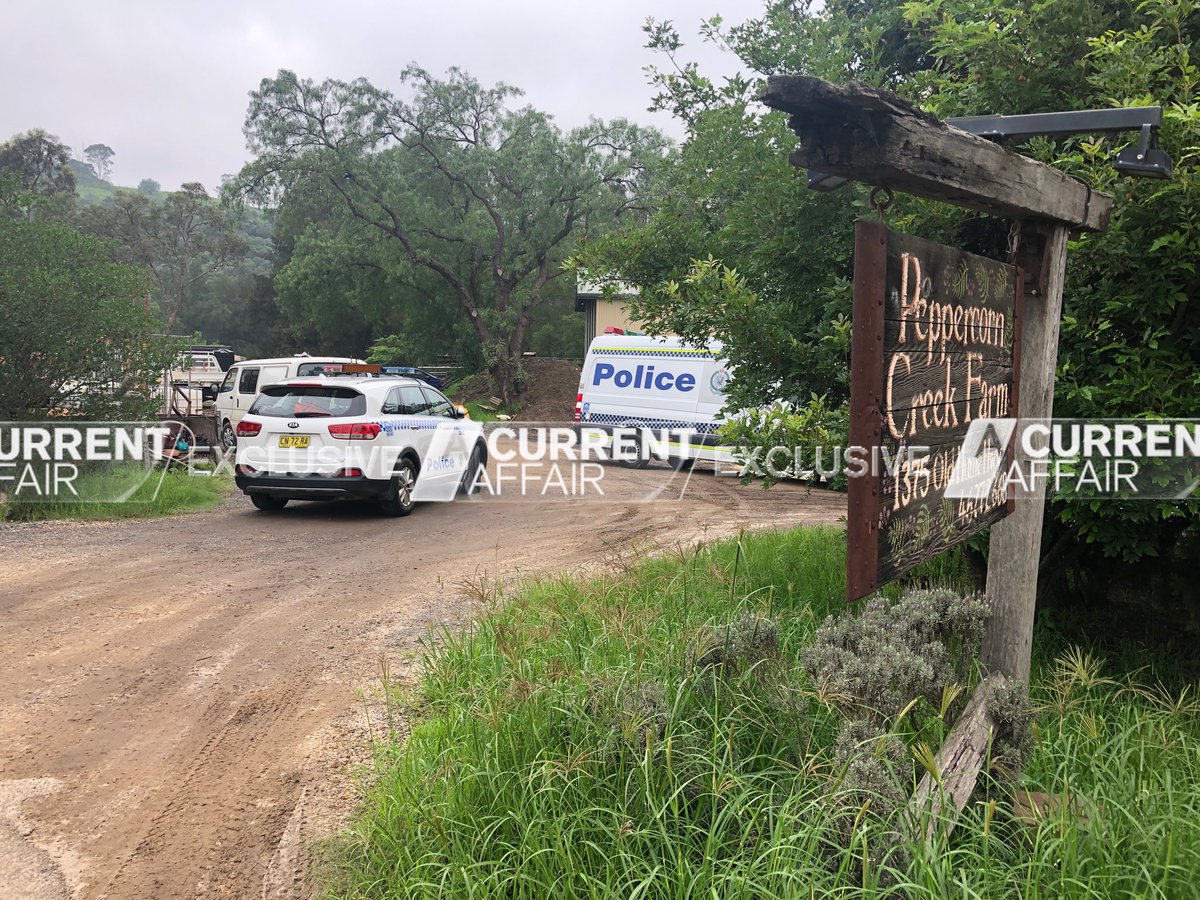 BREAKING: police have raided the Picton headquarters of the Twelve Tribes cult — <a href="/apiotrowski9/">Alison Piotrowski</a> has the exclusive pictures and details on what they seized tonight on <a href="/ACurrentAffair9/">A Current Affair</a>