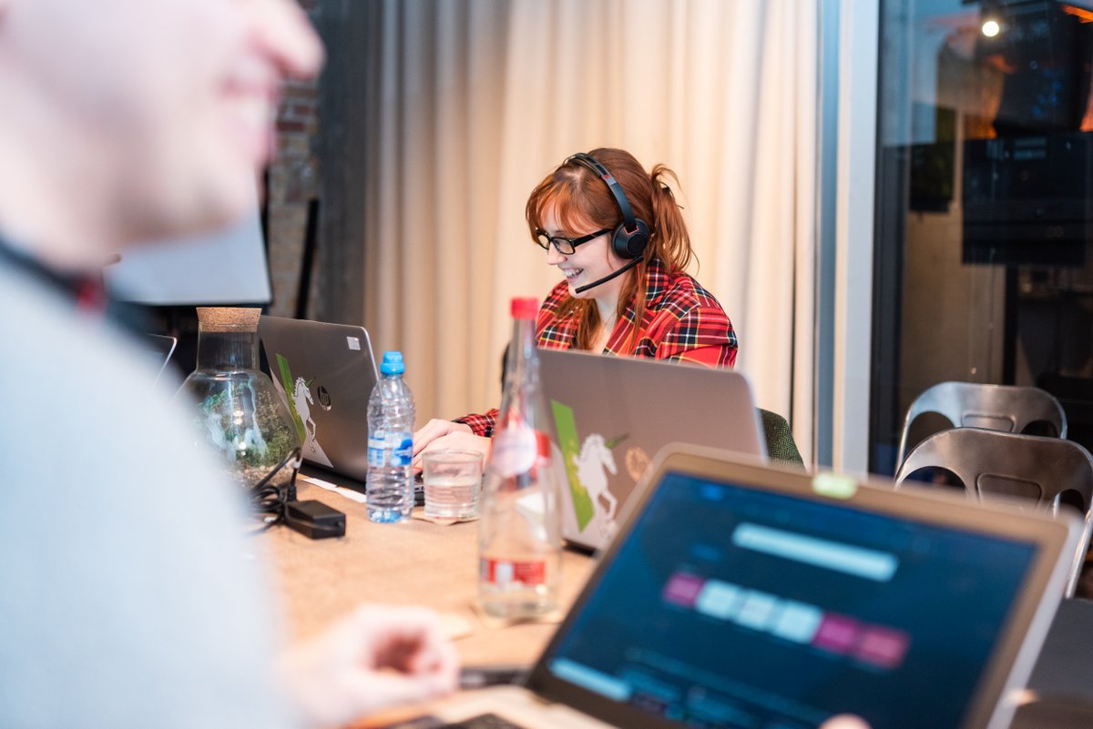 WortellBE's tweet photo. Gezocht: Een geweldige 'Service Desk Engineer' om ons team uit te breiden. Onze #customerintimacy is key en daar draag jij met deze #job dagelijks toe bij. Join our force 💪: https://t.co/riiqDNPZU6   #TotheCloudandBeyond #jobinit https://t.co/X9ZWxKrwne
