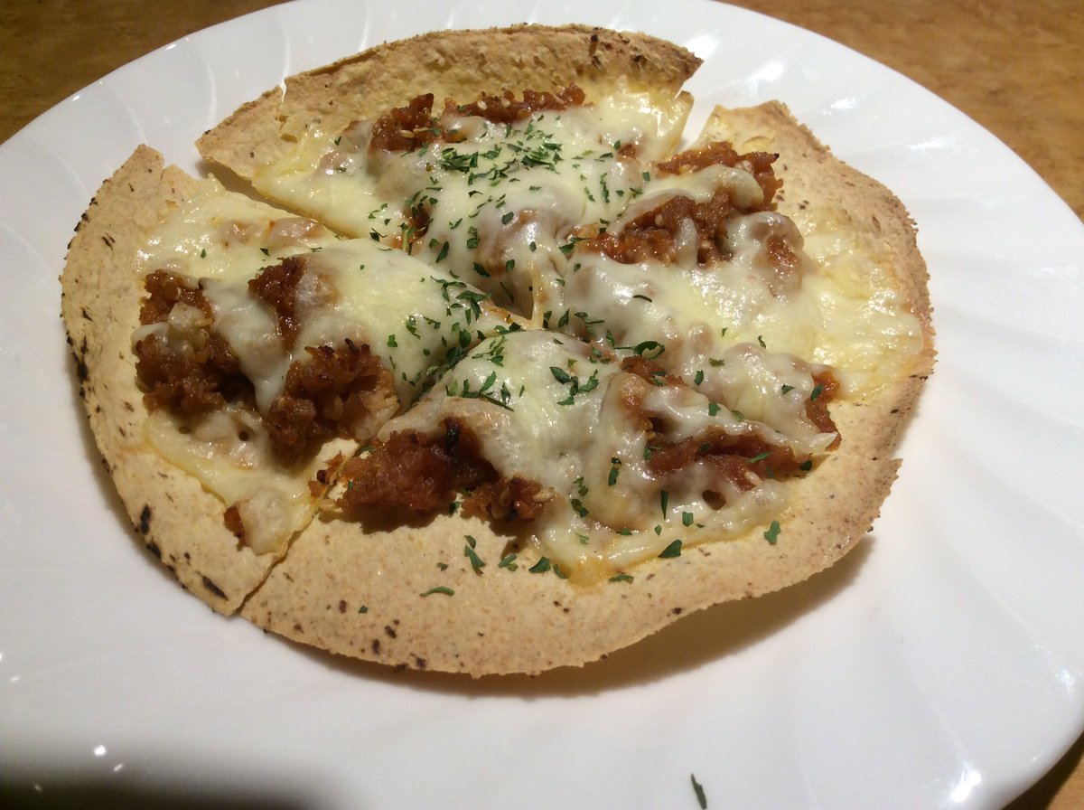 ট ইট র 居酒屋 和が家 秋葉原店 今日の100円は 肉味噌そぼろのチーズピザ 生地がトルティーヤなのでおつまみピザとしては最高 食べ応えもあり お好きな方は何枚でもどうぞ 秋葉原 岩本町 居酒屋 ピザが食べたい 飲み放題 時間