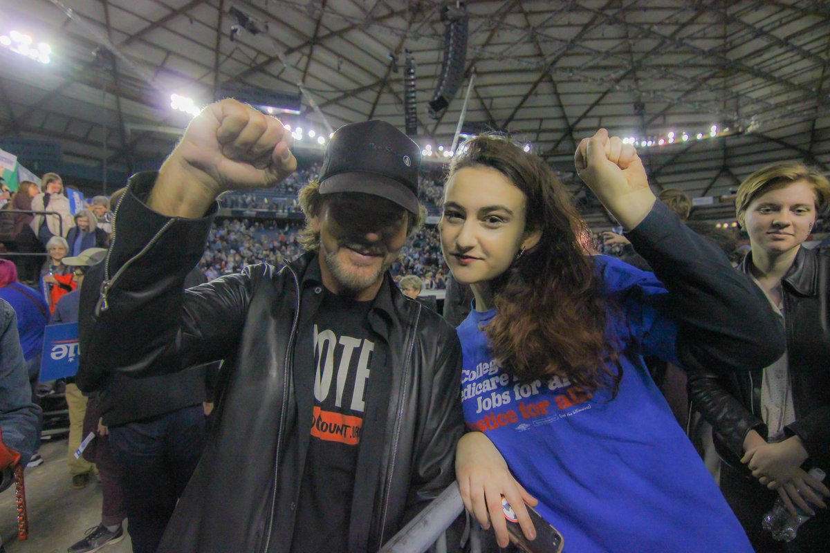 Ya just never know who's gonna show up to a @BernieSanders rally in the northwest. It was great seeing Ed there! Got him and @Jamie_Margolin to pose for a shot! #BernieInTacoma