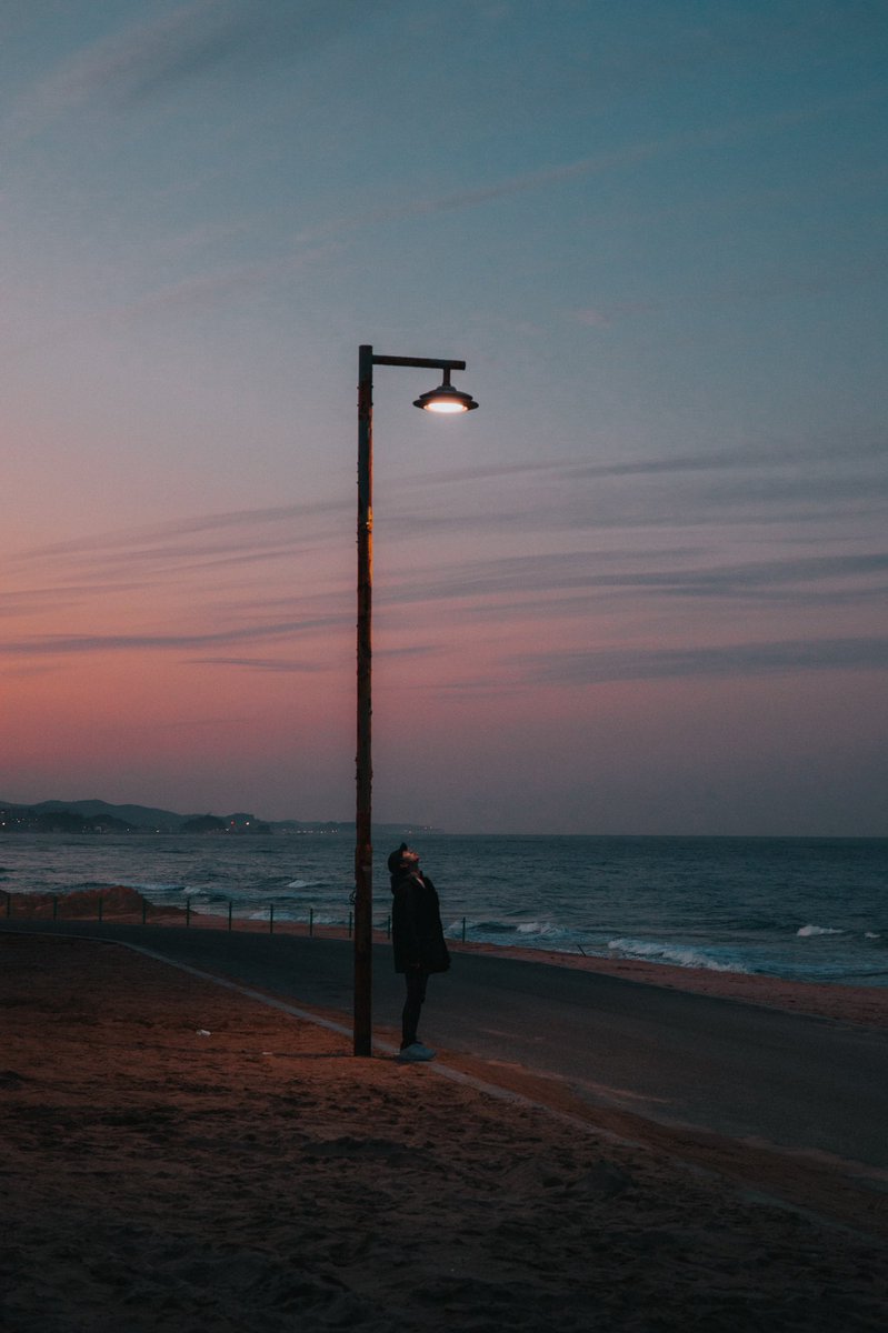 leeyikkeat's tweet photo. A few photos I’ve taken at the famous @BTS_twt bus stop, I must say it’s such a vibe when the sun is setting 📸 https://t.co/sBRPGbLqmi
