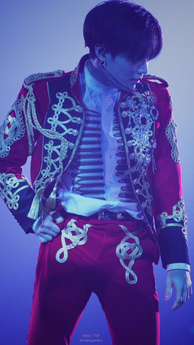 teamindeouku's tweet photo. 우리 태민씨는 클로젯을 봐도 전혀 놀라지 않을거같아.......
그대신 벅스라이프 라던가 벌레 영화를 보는걸 더 싫어하겠지? https://t.co/yMsEKGBitT