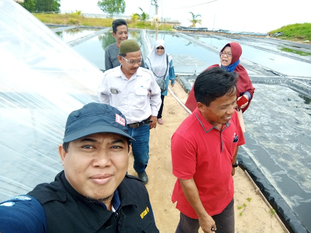 hendrarubi's tweet photo. #AksiPPB
#PPBKukar
#KUGAR
Anjangsana bersama DKP Kab. Kutai Kartanegara ke Pelaku usaha garam Desa Kersik Kec. Marangkayu
@puslatluhkp @brsdm_kp @Edhy_Prabowo @DitjenPRL @BRSDM_bp3tegal @fisheris_ https://t.co/kK3K1bLODM