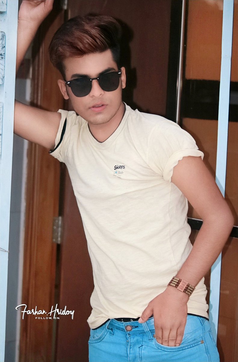 FarhanHridoy55's tweet photo. #bangladesh #Handsomemale #boy #cuteboy #sunglassboy #styleshboy #facebookprofile #instadp #fbpro #fbprofile #fbdp #smartboy https://t.co/vB4suseNvT