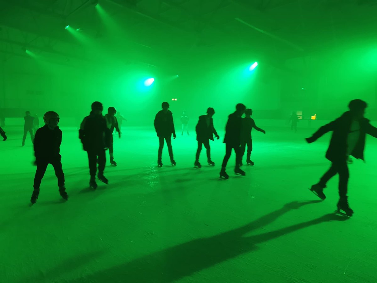 The boys had a fun time ice skating last night, especially when it turned into a disco! There are vicious rumours that Mr Petty will be leading a Dancing on Ice club at RWS. Memorable performances from Ruben Stober, Max Whitlock and Billy Gresley #andorra2020