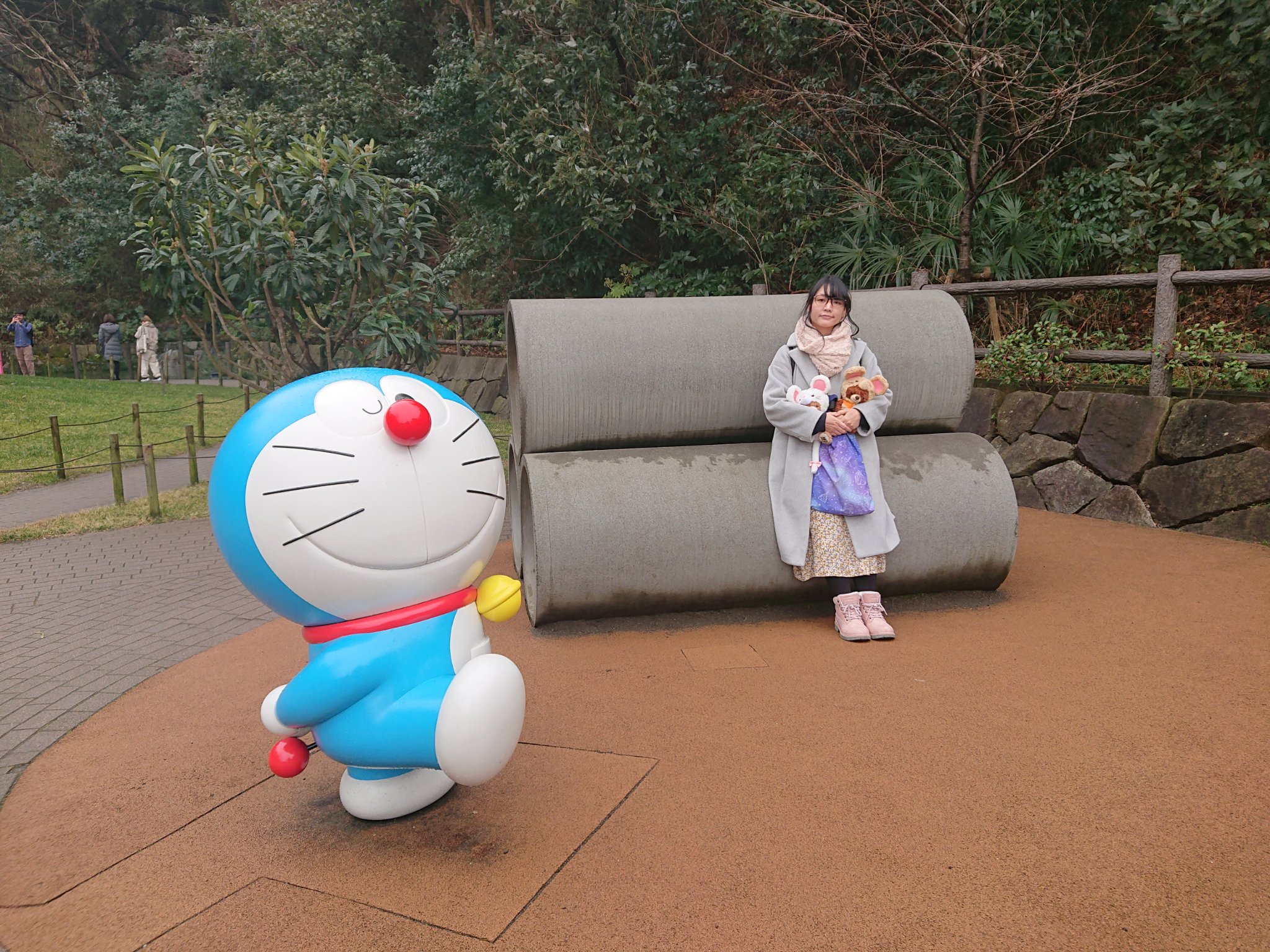 近藤佳奈子10 28live 先日 初 藤子 F 不二雄ミュージアムに行って来ました 生原稿やオリジナルアニメ先生のお人柄も感じることができる素敵な空間でした お土産は 大好きなチンプイのマグとマスコット チンプイグッズ初めてゲット 嬉しい