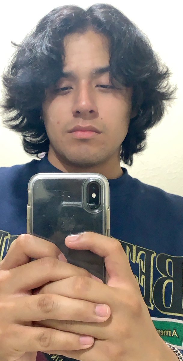 Poskies2's tweet image. My self portrait. As a reference point, if I ever tweet