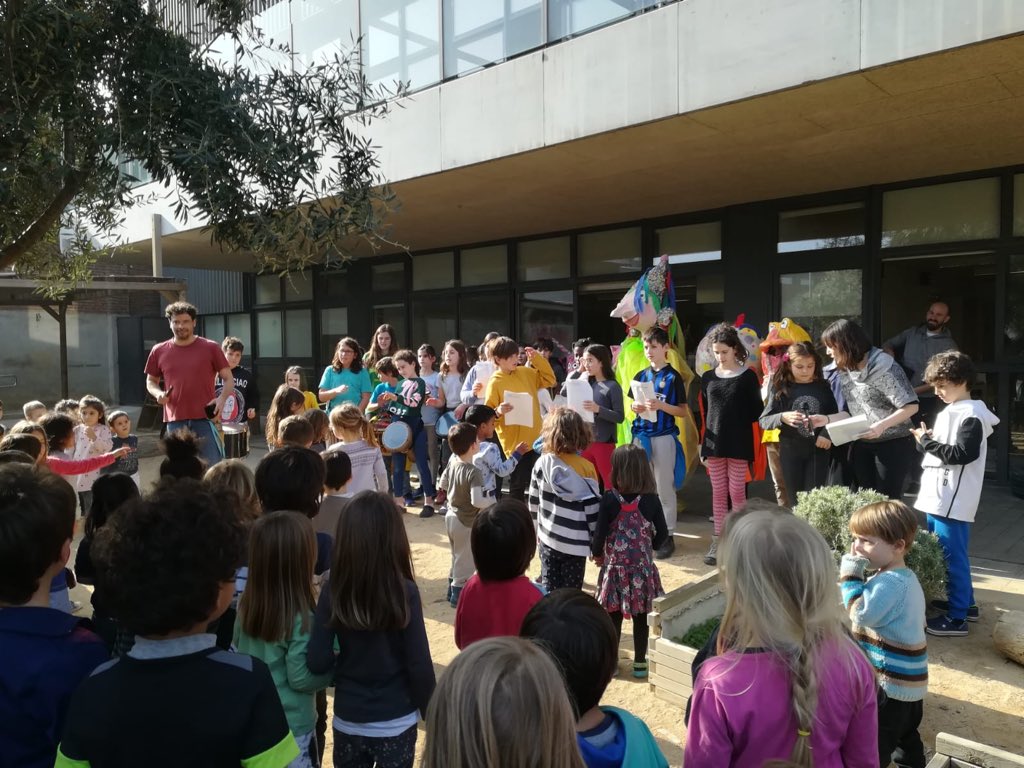 Escola dels Encants tweet media