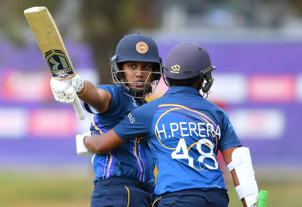 5️⃣0️⃣ balls, 8️⃣ fours, 5️⃣ sixes, 7️⃣8️⃣* runsSri Lanka captain Chamari Athapaththu was in that kind of mood today as she blasted her side to a ten-wicket win over England in their @T20WorldCup warm-up clash.