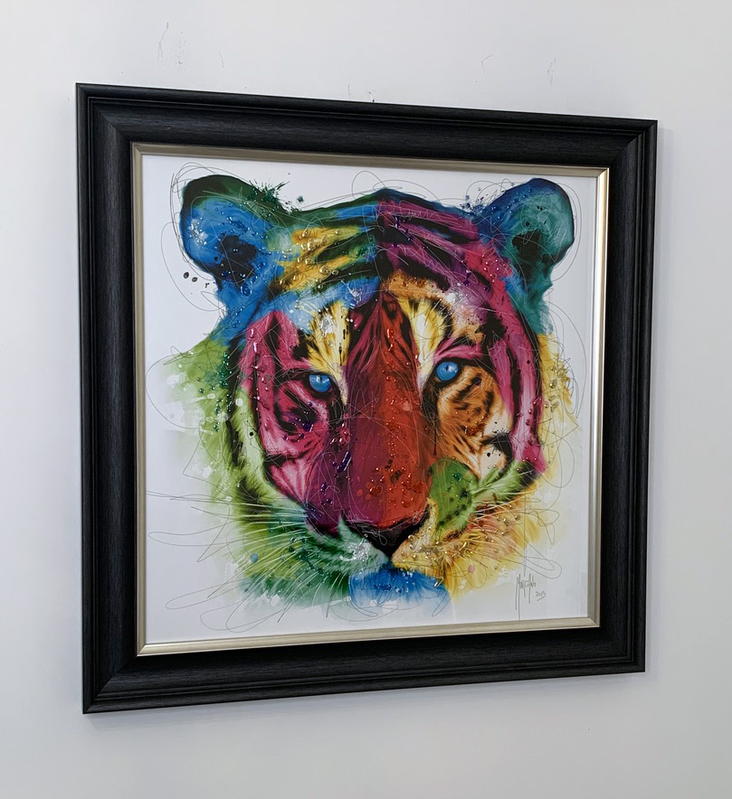 art_hull's tweet photo. Some more stunning #patrice #murchiano art has arrived! We have the eye of the tiger 🐯😍#tiger #wallart #wild https://t.co/zoOrbvvZLe