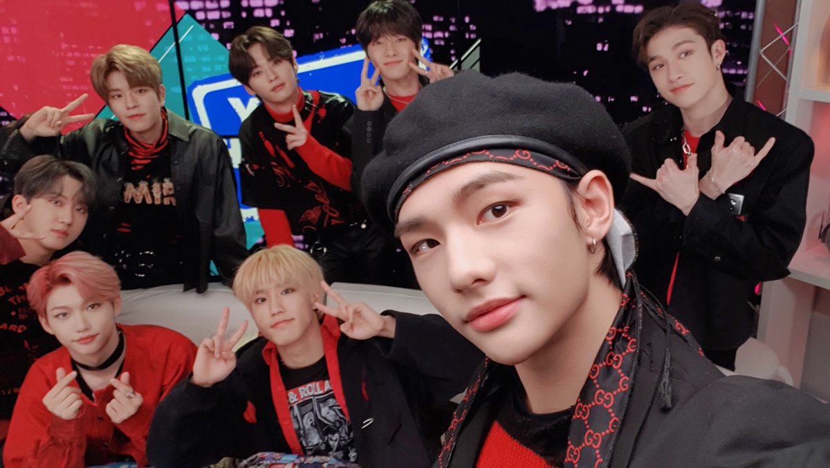 Loyalty фф stray kıds. сынмин и минхо. Stray kids джисон и феликс. стрей фандом. Stray kids вместе.