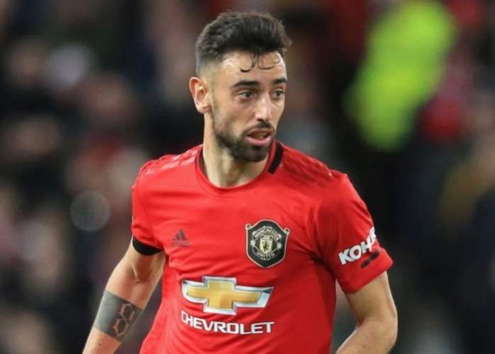 ViewNigeria's tweet photo. Bruno Fernandes reacts to Manchester United win vs Chelsea https://t.co/dHuvlWFWwH https://t.co/0Il5M2a9V6