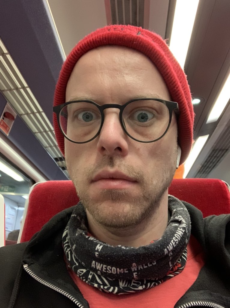 nateadams's tweet photo. Train to that there big smoke. It’s time to go build #SMASHfestUK space plague in Deptford. #trainelf https://t.co/Bvc2zrSwn7