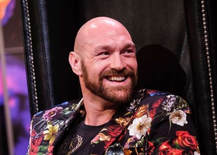 ViewNigeria's tweet photo. Tyson Fury Sent Anthony Joshua Warning Ahead Of Deontay Wilder Rematch https://t.co/mGPDIYlRr2 https://t.co/2nN8mCF4f1