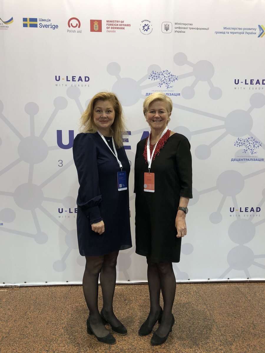 AnnSofi19's tweet photo. #S_K_R arbetar på #ulead-konferens i Kiev tillsammans med Statens servicekontor. Spännande när de ska införa servicekontor över hela Ukraina! https://t.co/EmsoE8ib7G