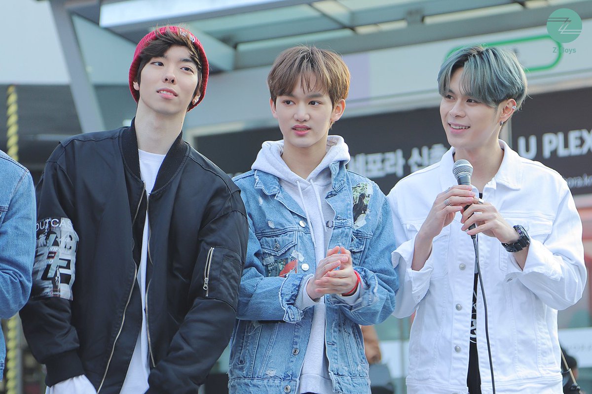 [Z-Boys] Z-Stars Sinchon Busking 200131 Here are your daily amount of Z ...