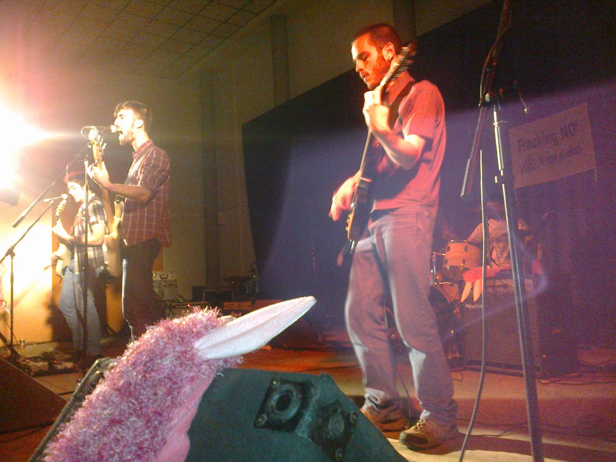 <a href="/cracksona9/">Jordi Sugranyes</a> #taldiacomavui de fa 31 anys va néixer el cantant <a href="/emesancho/">Mario Sancho</a> dels <a href="/maimaioficial/">Mai Mai</a> Parla d'aquesta formació el <a href="/cracksona9/">Jordi Sugranyes</a>  a la pàg 297 del seu llibre dels <a href="/30anys/">Joventut i més enllà</a> de concerts, que es pot trobar a llibreries de #Reus i #Tarragona i al web <a href="/producdelaterra/">ProductesdelaTerra</a> <a href="/musicadelpv/">Música del País Valencià (Música del PV)</a>