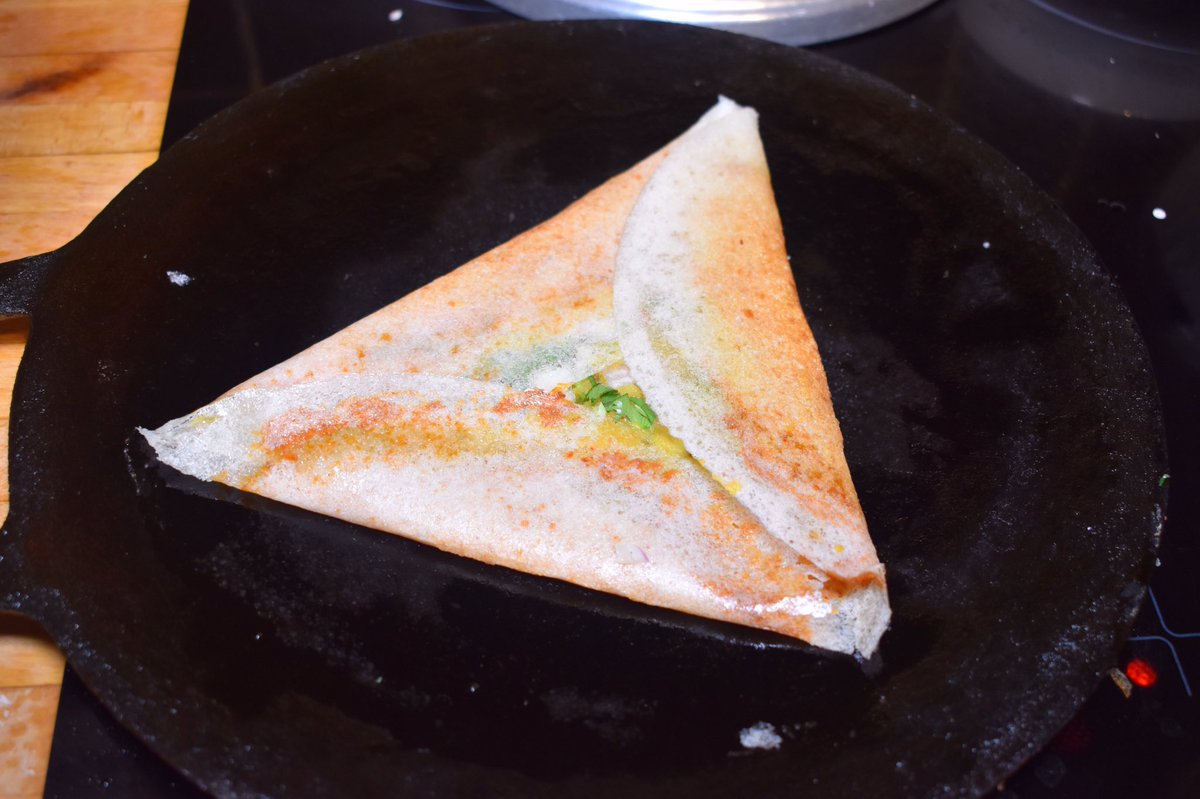 pottoplates's tweet photo. Dear friends try my way of making crispy hotel Style Mysore masala Dosa. I have provided the preparation of batter, red chutney &amp; potato stuffing in detail.This dosa goes well with coconut chutney.
Full YouTube video: https://t.co/bIjmS0yonh
English Subtitles available. https://t.co/Tr3EXz49x5