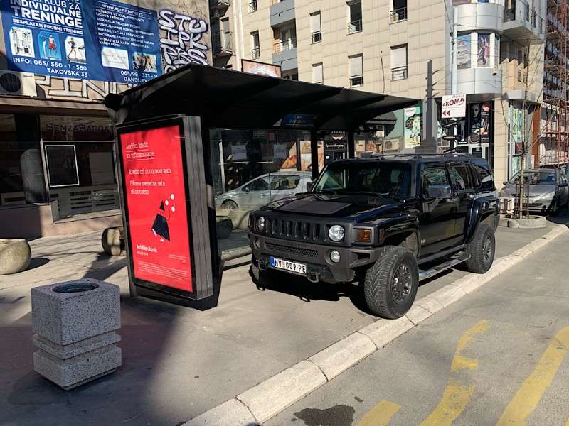astrodule's tweet photo. @prijavi_problem Da li Komunalna milicija može da kažnjava na osnovu fotografije građana i ako ne može - zašto ne može? Ovo su slike od juče. https://t.co/HJ1fGuPjdF