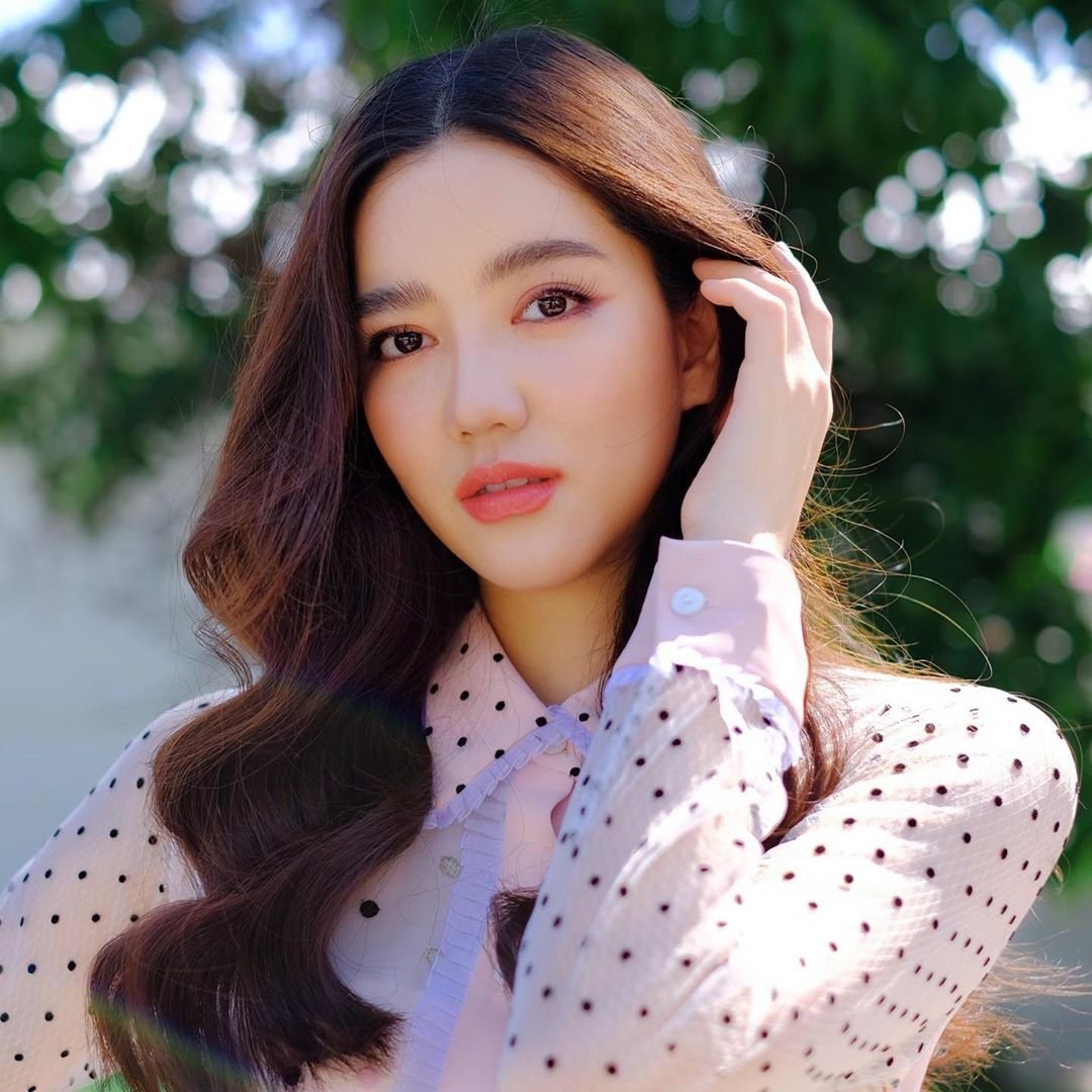 สวยเกินเบอร์
สวยเกินไป
สวยยังกะหลุดมาจากซีรีย์เกาหลี

#ริชชี่อรเณศ 
Cr.ig grace_makeup369